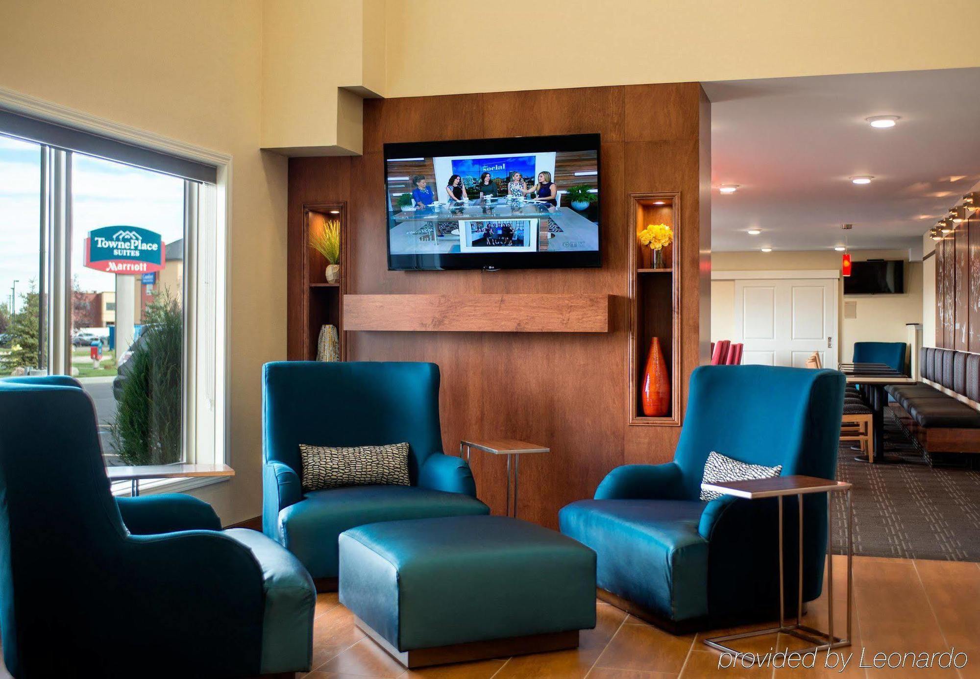 Towneplace Suites By Marriott Red Deer Exterior photo